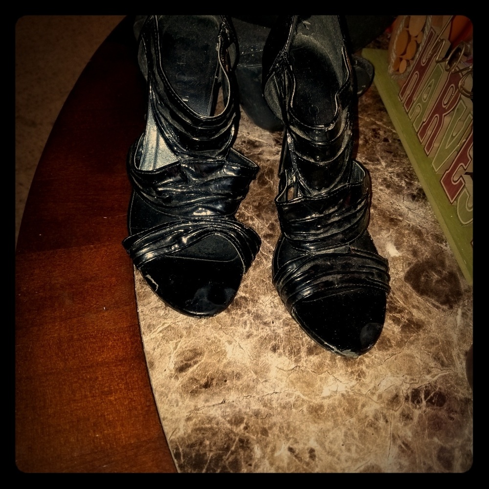 High heels sz 8